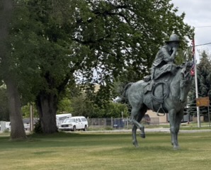 Bronze figure downtown