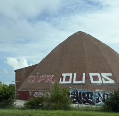 Mystery shape spotted along the Missouri highway